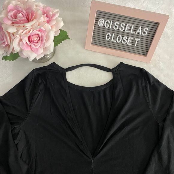 Gap Fit open Back Long sleeve Black top Size XXL - Picture 5 of 10